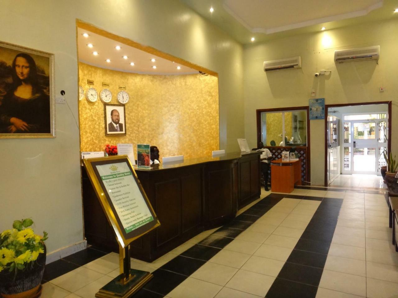 Quality Hotel Djoeba Buitenkant foto