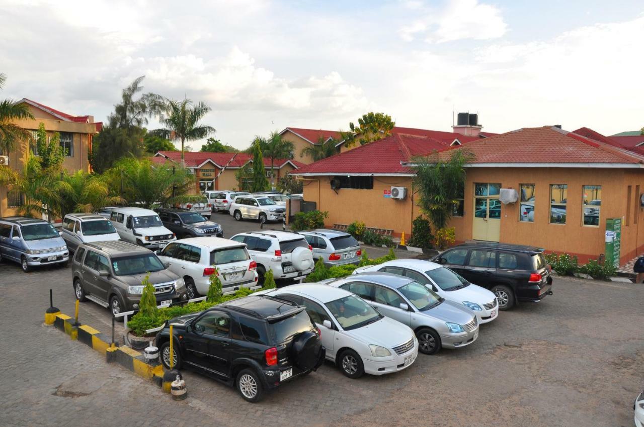 Quality Hotel Djoeba Buitenkant foto